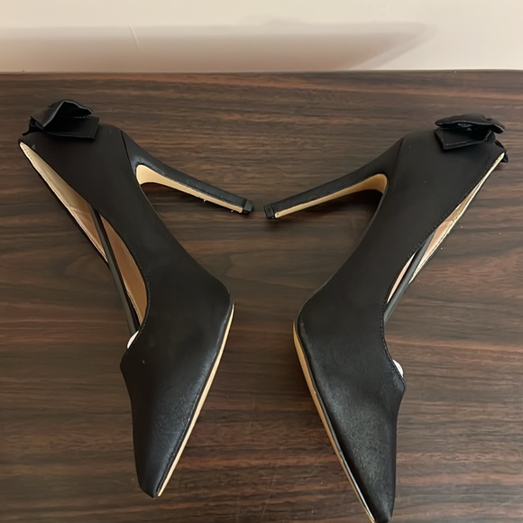 Black Satin Like High Heels with Bow Size 9 - Picture 3 of 9